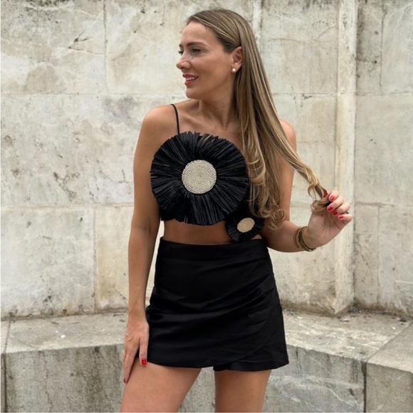 🦋 Bloggers Favorite 🦋 NWT ZARA LINEN BLEND RAFFIA FLOWER TOP SIZE M - Picture 7 of 17